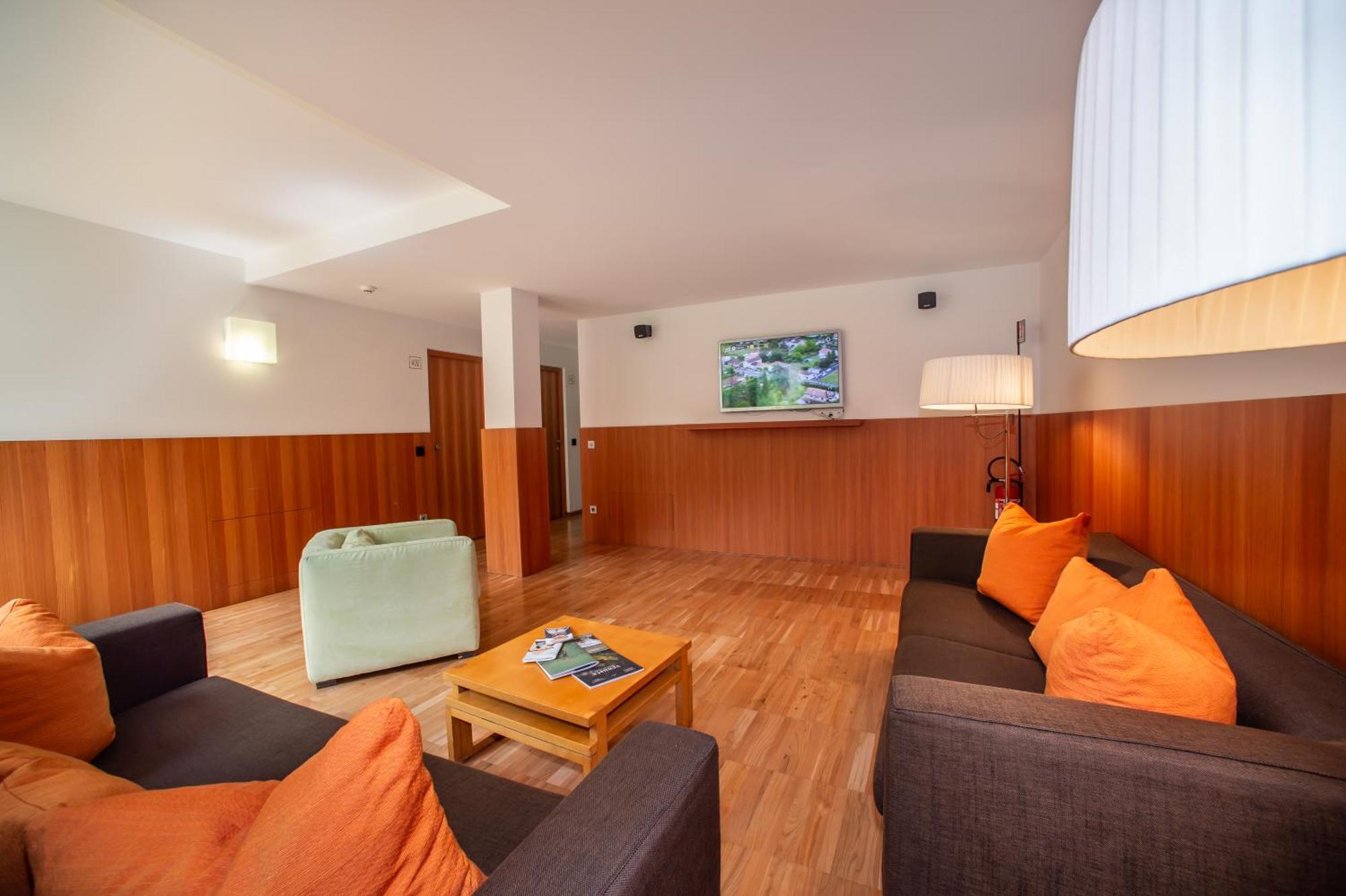 Bed & Breakfast Hotel Nives Зольда Экстерьер фото